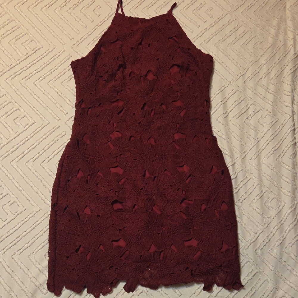 Women's Lace Halter Dress in Burgundy